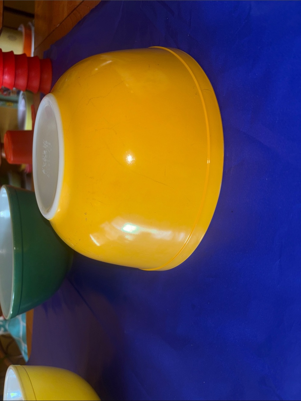 Pyrex Yellow Mixing Bowl - Solid Yellow Glass Prep Bowl - Picture 2 of 3
